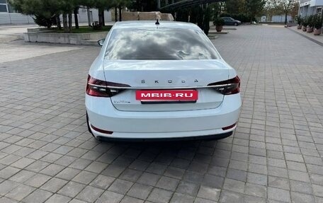 Skoda Superb III рестайлинг, 2021 год, 1 885 000 рублей, 4 фотография
