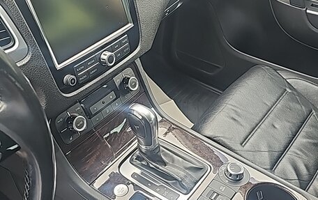 Volkswagen Touareg III, 2013 год, 2 500 000 рублей, 13 фотография
