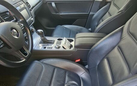 Volkswagen Touareg III, 2015 год, 2 800 000 рублей, 5 фотография