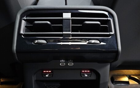BMW 5 серия, 2025 год, 5 502 000 рублей, 19 фотография