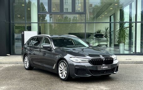 BMW 5 серия, 2020 год, 3 490 000 рублей, 3 фотография