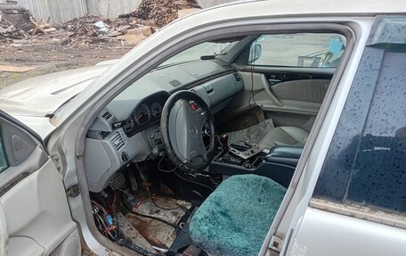 Mercedes-Benz E-Класс, 2000 год, 60 000 рублей, 4 фотография