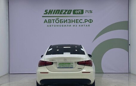 Mercedes-Benz A-Класс, 2022 год, 2 060 000 рублей, 6 фотография