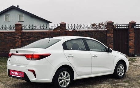 KIA Rio IV, 2017 год, 1 375 000 рублей, 11 фотография