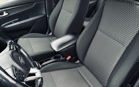 KIA Rio IV, 2017 год, 1 375 000 рублей, 20 фотография