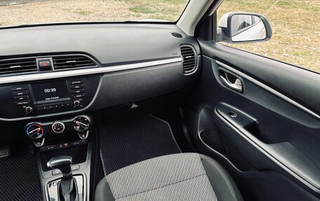 KIA Rio IV, 2017 год, 1 375 000 рублей, 15 фотография