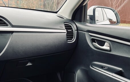 KIA Rio IV, 2017 год, 1 375 000 рублей, 25 фотография