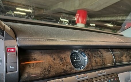 Volkswagen Phaeton I рестайлинг, 2008 год, 3 700 000 рублей, 22 фотография