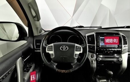 Toyota Land Cruiser 200, 2013 год, 3 675 000 рублей, 19 фотография
