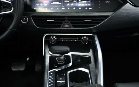 Geely Tugella FY11, 2022 год, 2 990 000 рублей, 14 фотография