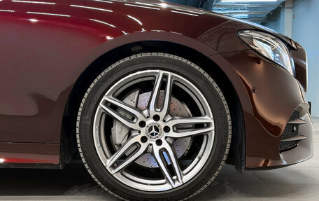 Mercedes-Benz E-Класс, 2018 год, 4 700 000 рублей, 24 фотография