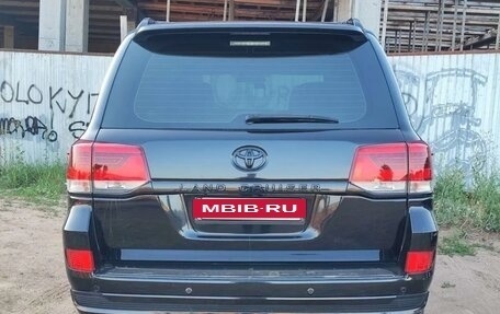 Toyota Land Cruiser 200, 2011 год, 3 350 000 рублей, 6 фотография
