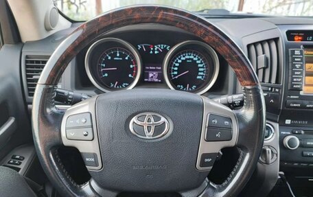 Toyota Land Cruiser 200, 2011 год, 3 350 000 рублей, 11 фотография