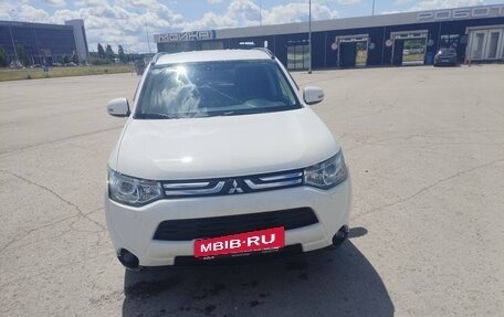 Mitsubishi Outlander III рестайлинг 3, 2012 год, 1 080 000 рублей, 6 фотография