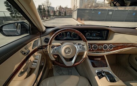 Mercedes-Benz S-Класс, 2018 год, 5 200 000 рублей, 28 фотография