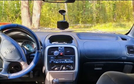 Mitsubishi Carisma I, 2002 год, 180 000 рублей, 11 фотография