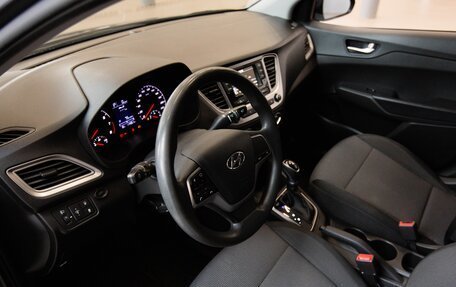 Hyundai Solaris II рестайлинг, 2021 год, 1 580 000 рублей, 9 фотография