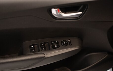 Hyundai Solaris II рестайлинг, 2021 год, 1 580 000 рублей, 19 фотография