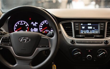 Hyundai Solaris II рестайлинг, 2021 год, 1 580 000 рублей, 23 фотография