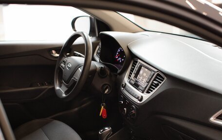 Hyundai Solaris II рестайлинг, 2021 год, 1 580 000 рублей, 22 фотография