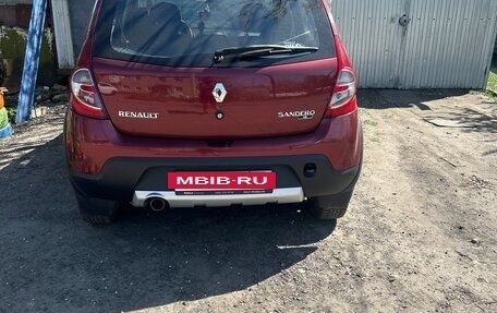 Renault Sandero I, 2012 год, 600 000 рублей, 2 фотография