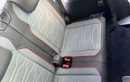 Volkswagen Tiguan II, 2023 год, 4 150 000 рублей, 15 фотография