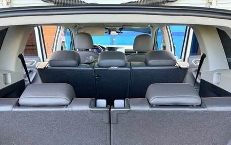 Volkswagen Tiguan II, 2023 год, 4 150 000 рублей, 14 фотография