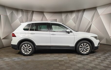 Volkswagen Tiguan II, 2021 год, 3 490 000 рублей, 6 фотография