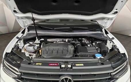 Volkswagen Tiguan II, 2021 год, 3 490 000 рублей, 11 фотография
