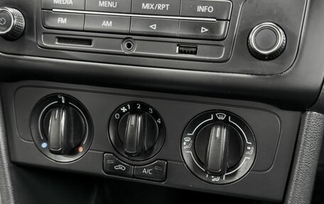 Volkswagen Polo VI (EU Market), 2015 год, 1 279 900 рублей, 19 фотография