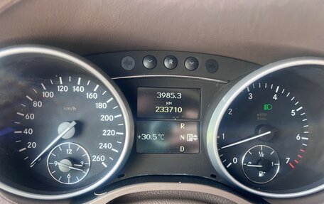 Mercedes-Benz M-Класс, 2010 год, 1 150 000 рублей, 4 фотография