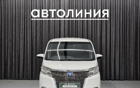 Toyota Esquire I, 2015 год, 1 849 000 рублей, 4 фотография