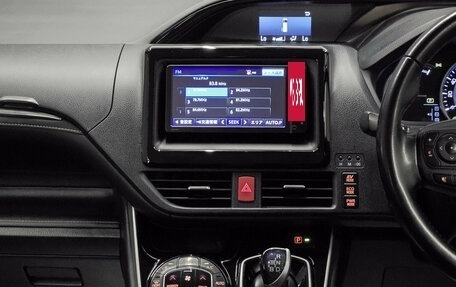 Toyota Esquire I, 2015 год, 1 849 000 рублей, 14 фотография