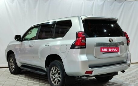 Toyota Land Cruiser Prado 150 рестайлинг 2, 2019 год, 4 500 000 рублей, 7 фотография
