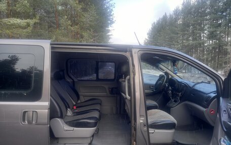 Hyundai H-1 II рестайлинг, 2012 год, 1 200 000 рублей, 10 фотография