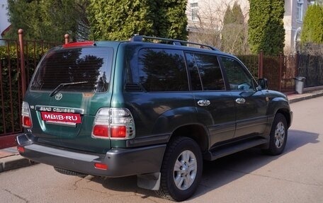 Toyota Land Cruiser 100 рестайлинг 2, 2004 год, 1 850 000 рублей, 3 фотография