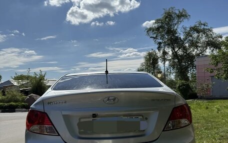 Hyundai Solaris II рестайлинг, 2013 год, 815 000 рублей, 4 фотография