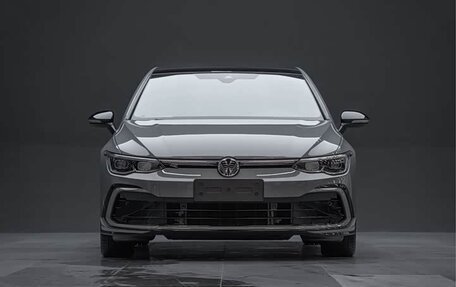Volkswagen Golf VIII, 2022 год, 2 000 000 рублей, 2 фотография