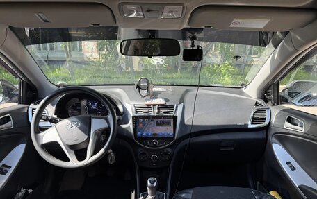Hyundai Solaris II рестайлинг, 2013 год, 815 000 рублей, 7 фотография