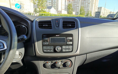 Renault Sandero II рестайлинг, 2019 год, 1 180 000 рублей, 19 фотография