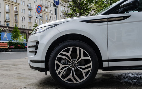 Land Rover Range Rover Evoque II, 2025 год, 5 600 000 рублей, 13 фотография