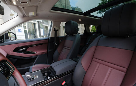 Land Rover Range Rover Evoque II, 2025 год, 5 600 000 рублей, 27 фотография