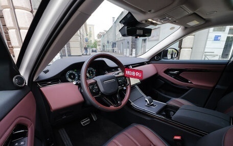 Land Rover Range Rover Evoque II, 2025 год, 5 600 000 рублей, 28 фотография