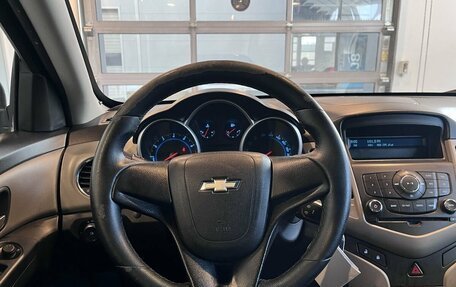 Chevrolet Cruze II, 2011 год, 543 000 рублей, 10 фотография