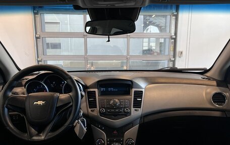 Chevrolet Cruze II, 2011 год, 543 000 рублей, 9 фотография