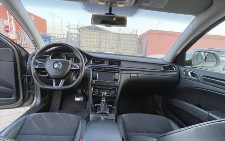 Skoda Superb III рестайлинг, 2014 год, 1 450 000 рублей, 19 фотография