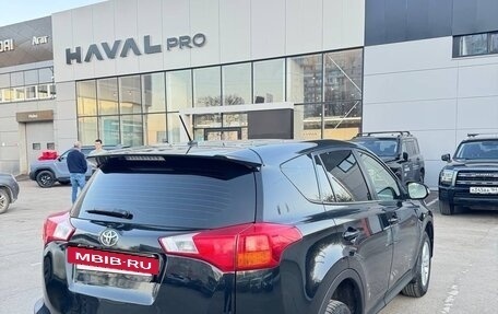 Toyota RAV4, 2013 год, 1 550 000 рублей, 6 фотография