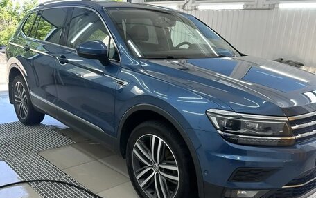 Volkswagen Tiguan II, 2020 год, 3 480 000 рублей, 8 фотография