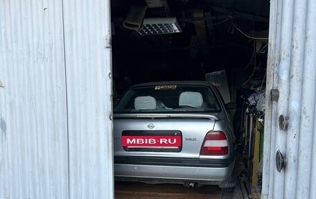 Nissan Sunny N14, 1994 год, 320 000 рублей, 32 фотография