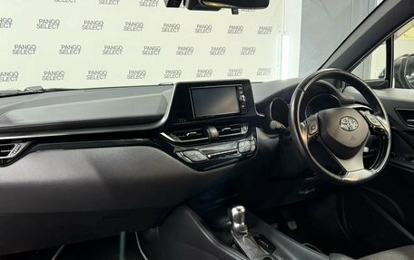 Toyota C-HR I рестайлинг, 2018 год, 1 957 000 рублей, 3 фотография